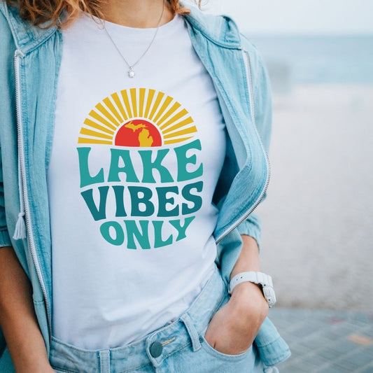 LAKE VIBES ONLY T-SHIRT